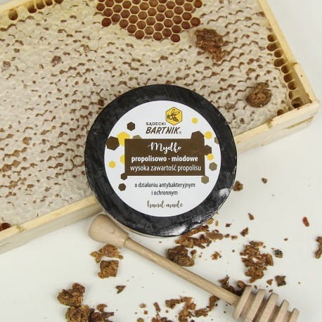 mydlo-prop-miod-z-wysoka-zawartoscia-propolisu.jpg