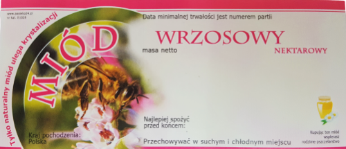 Prostokątna etykieta na mód wrzosowy z różową obramówką i delikatnie różowym tłem, po prawej stronie znajduje się wizerunek pszczoły zbierającej nektar z różowych kwiatów. Na etykiecie jest różowy napis miód wrzosowy  oraz informacje do uzupełnienia..png