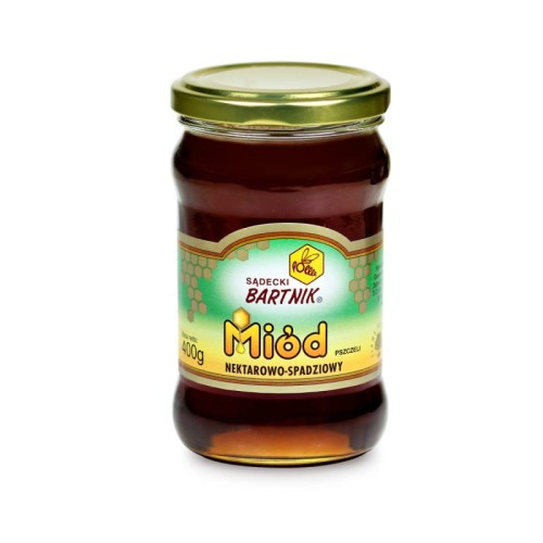 Miód nektarowo-spadziowy 400 g Sądecki Bartnik. Przezroczysty słoik z ciemno brązowym  miodem złota nakrętką oraz  zielono-żółtą etykietą "Miód Nektarowo-Spadziowy" oraz złote komórki pszczele.Napisy w żółtym kolorze z czarną obramówką.