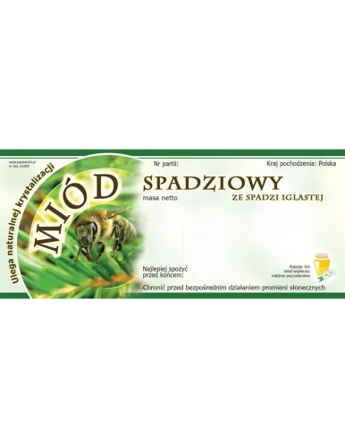 Prostokątna etykieta na miód spadziowy iglasty z ciemnozielonym obramowaniem oraz jasno zielonym tłem, po lewej stronie jest wizerunek pszczoły na tle igieł choinki. Na etykiecie jest napis miód spadziowy ze spadzi iglastej i inf. do uzupełnienia.